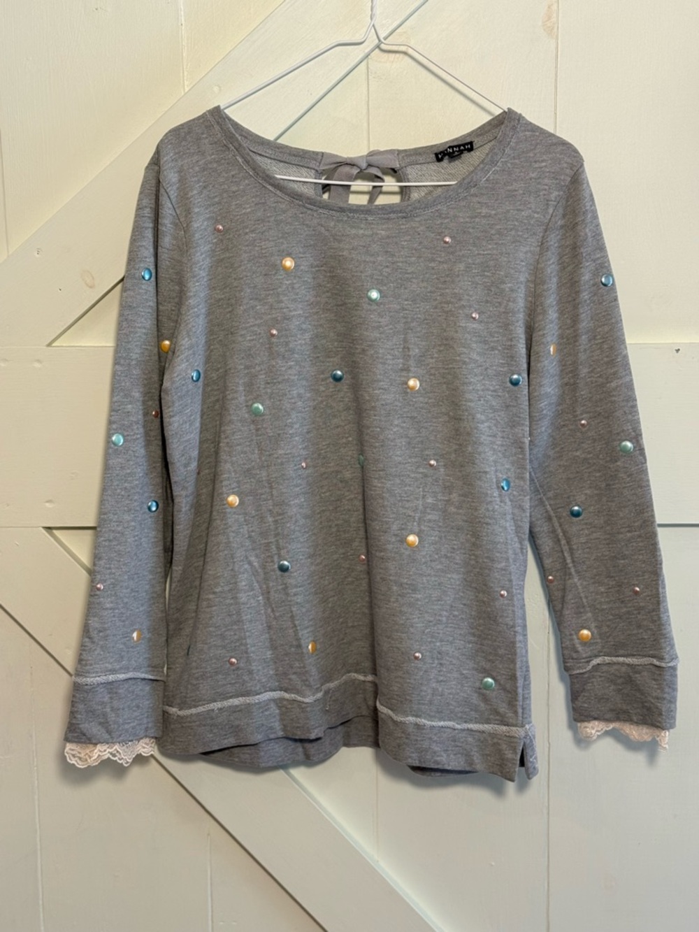 Hannah Women’s Small Gray Embellished Pearl Dot Lace Cuff Tie Back Sweatshirt